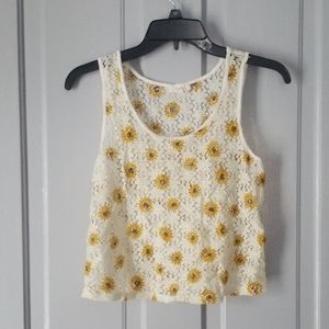 E hanger M sunflower crop tank top